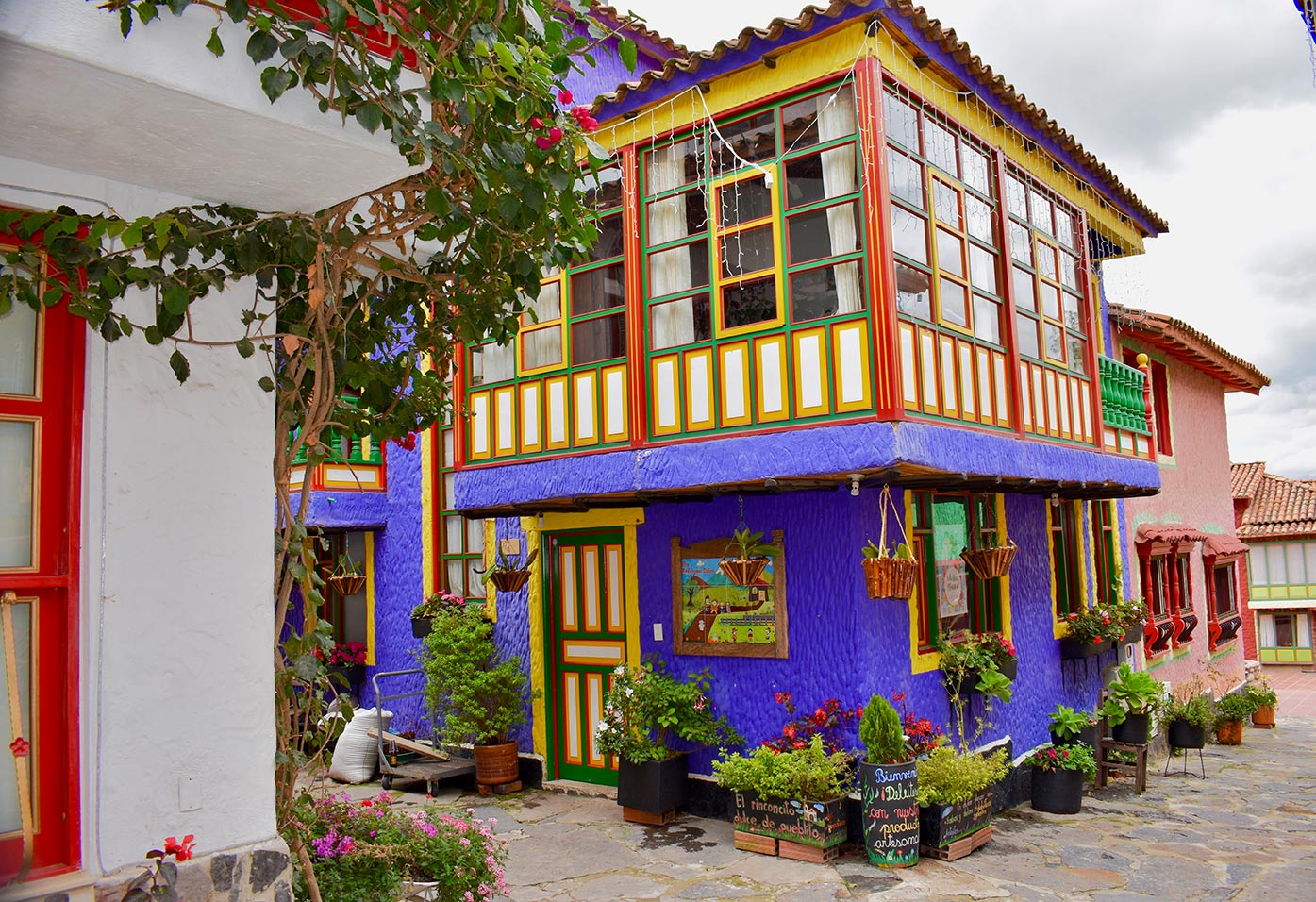 Recorre Monguí y disfruta sus coloridas calles y arquitectura colonial | Colombia Travel