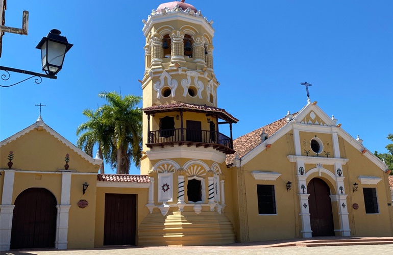 Day tour from Cartagena to Mompox.