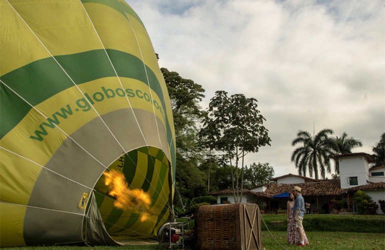 Hot air balloon ride in the Coffee Region.