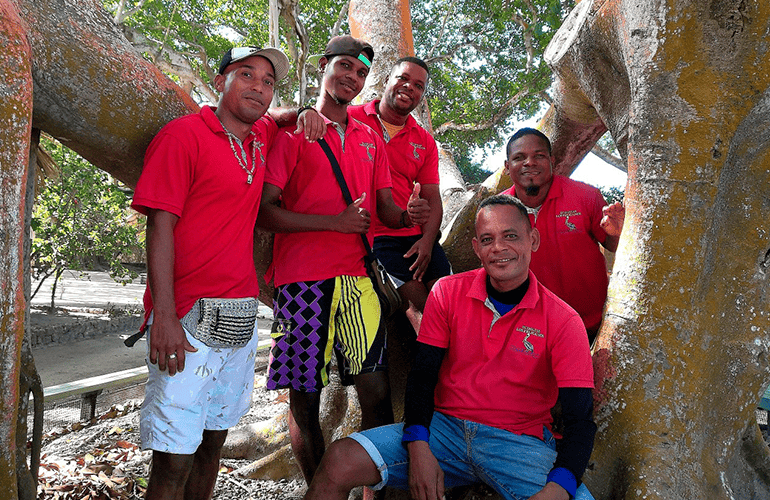 Descubre las tradiciones de la población Orika en las Islas del Rosario