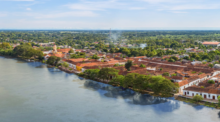 Santa Cruz de Mompox, a orillas del río Magdalena.