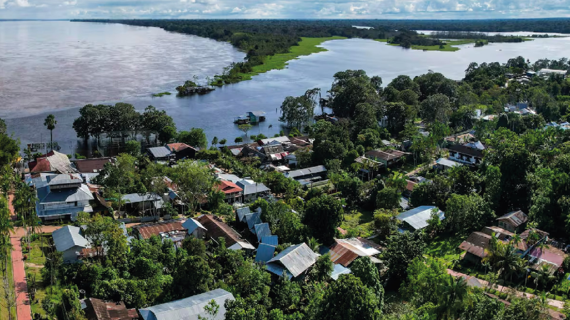 Panorámica de Puerto Nariño, Amazonas, Colombia.