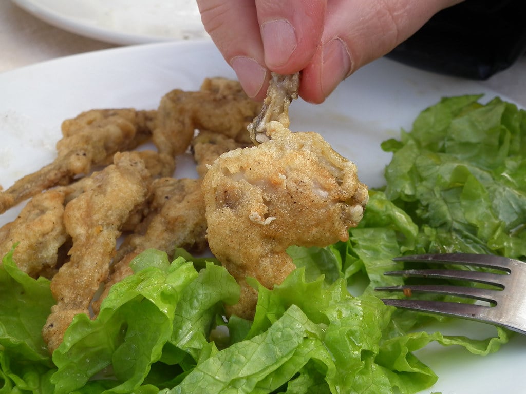 Taste the frog legs from the Amazonas, Colombia