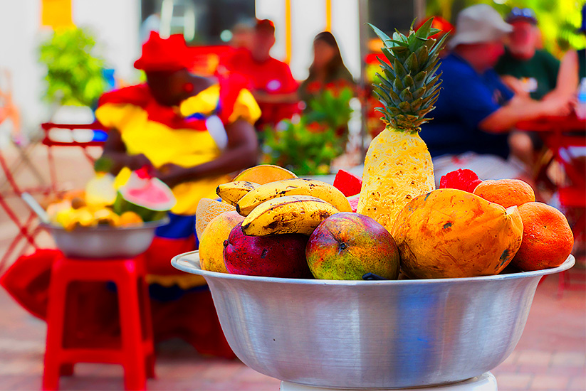 Frutas en uno de los lugares donde comer en Cartagena.