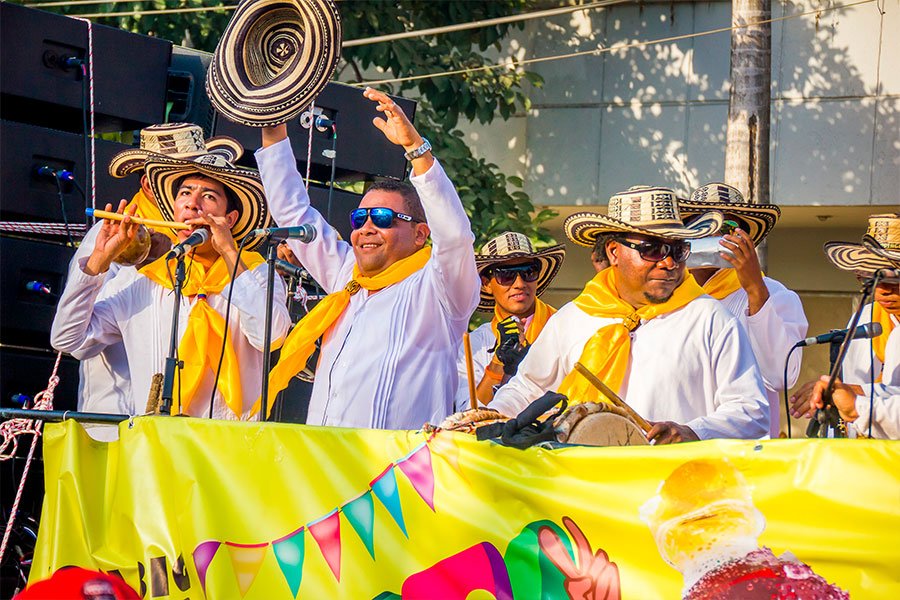 Disfruta la música en el Festival Vallenato Colombia Travel