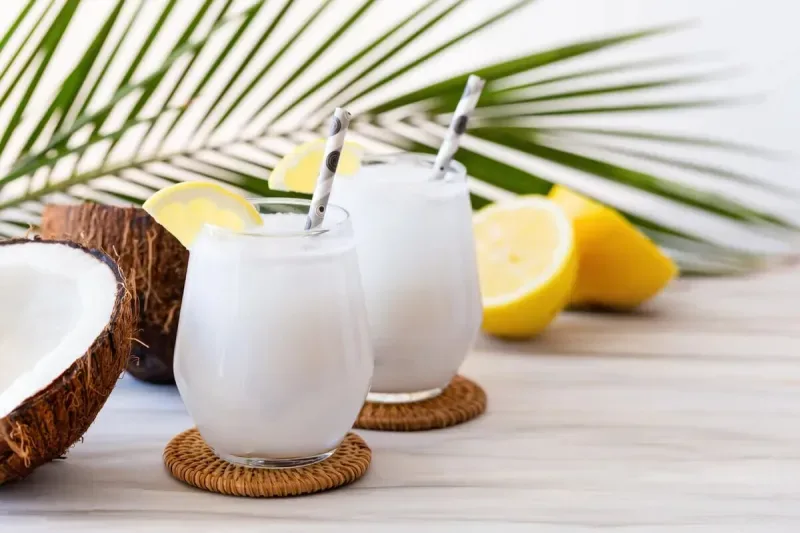 Experimente a limonada de coco colombiana
