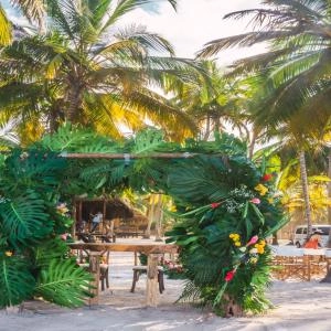 Una organización de bodas al aire libre en Cartagena.