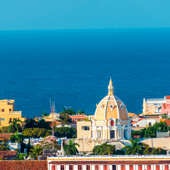 El Centro Histórico de Cartagena y el Mar Caribe son destinos perfectos para una vacaciones de lujo