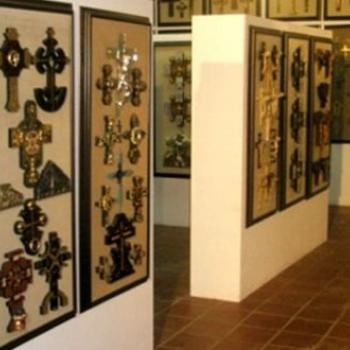 Museo del Cristo y las Cruces Roberto Hoyos