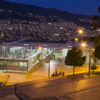 Der Parque Biblioteca La Quintana